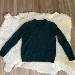 Cashmere V-Neck Sweater - Dark Green